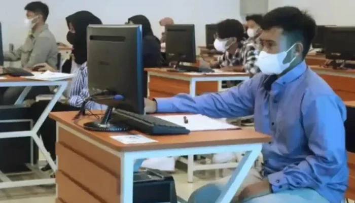 Bisakah Daftar UTBK SNBT 2024 dan Sekolah Kedinasan Bersamaan? Ini Penjelasannya!