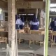 Kondisi Memprihatinkan Siswa MTs Guppi Lisu yang Belajar di Kolong Asrama